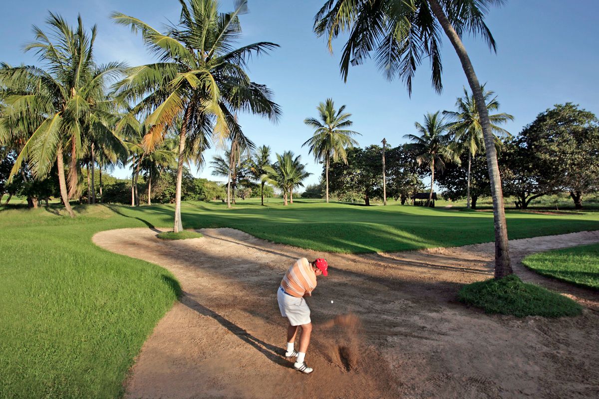 Leisure Lodge Beach & Golf Resort