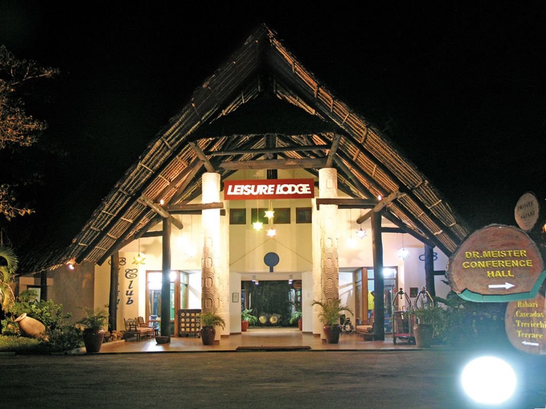 Leisure Lodge Beach & Golf Resort