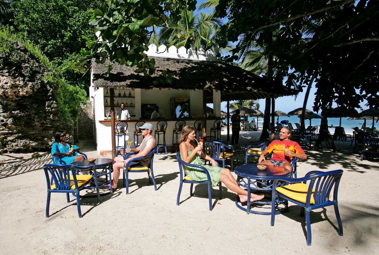 Leisure Lodge Beach & Golf Resort