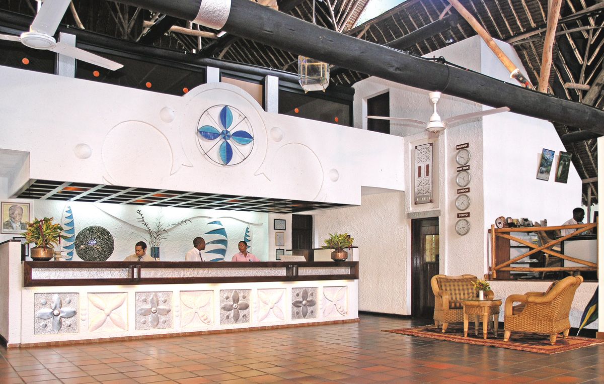 Leisure Lodge Beach & Golf Resort